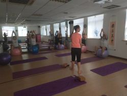 -爱尔乐美孕产瑜伽·普拉提