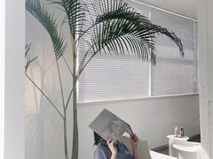 -洪小鹏生活美学馆(领SHOW天地店)