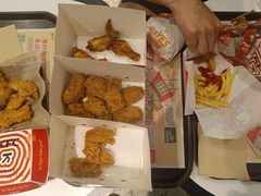 -肯德基(岱宗店)