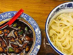 小炖肉汆面-凤齐羊肉烩面馆
