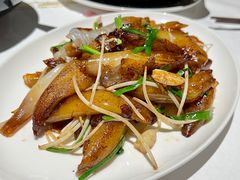 芽菜炒猪肠粉-花城苑广府菜(侨鑫店)