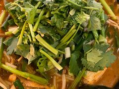 猪腩肉-星林居酸辣米线餐厅