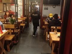 -万记麻辣烫国展总店