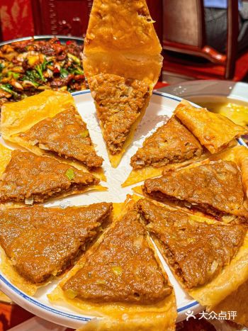 为什么这家店排队的人都不说白话啊？