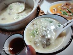 蚝仔砂锅粥-潮人姐妹轩(海宁路店)