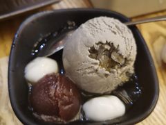 冰淇淋-胜博殿霸王树(嘉里中心店)