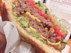 -The Habit Burger Grill 哈比特汉堡(复兴soho店)