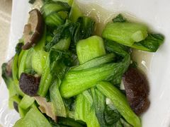 -渔中舟海鲜大排档(普陀沈家门店)