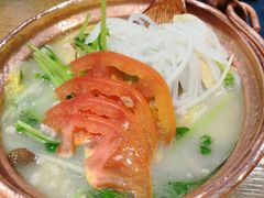 -麦麦山云南菜(复地活力城店)