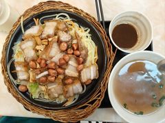 脆皮锅烧煲仔饭-卓雅桂林米粉