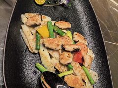 -海派悦庭·海胆烧麦·新融合菜(凯德广场店)