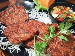 -Chom Cafe and Restaurant