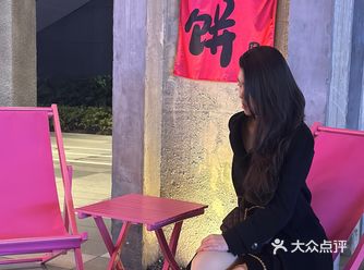 运河汇开可丽饼啦～ 圣诞氛围拉满 ‍门口圣诞老人也太
