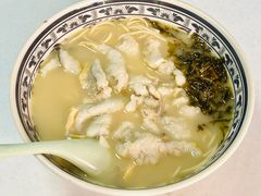 招牌黄鱼面-明呈黄鱼面馆(斜土路店)