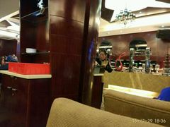 -荣誉国际酒店-海鲜自助餐厅(迎宾大道店)