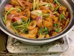 -禄婶鸡煲·打边炉