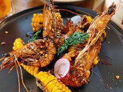 惹味胡椒虾配烤玉米-CHILLAX轻乐时(侨建·Hi City店)