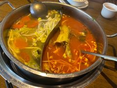 -阿婉贵州苗家酸汤鱼(梅林店)