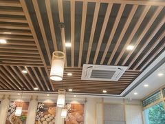 -佬钱湾仔(衣裳街店)