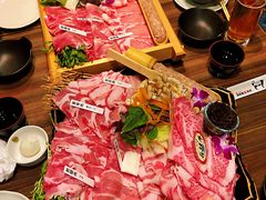 -我那覇豚肉店(カフーナ旭橋店)