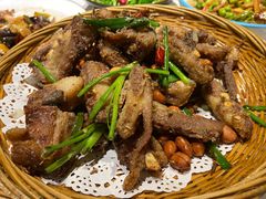 -丁里羊肉小镇(天鹅湖总店)