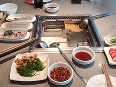 -海底捞火锅(新松江路生日主题店)