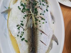 -品鲜村农家菜·阳澄湖大闸蟹(总店)