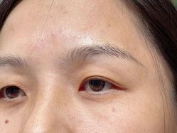 -一个差评成就的纹眉店