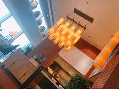 -香格里拉鱼跃地中海西餐厅·牛排披萨