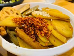 -二孃鸡爪爪(东风路总店)