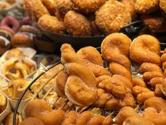 -巴黎贝甜(大宁国际商业广场店)