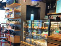 面包甜点陈列柜-星巴克(北京三里河东路店)