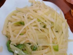 -胡子饮食店