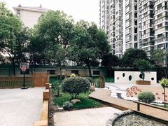 -蒙蒙狮蒙台梭利儿童之家