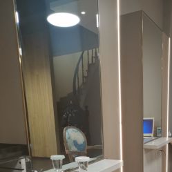 -苑苑发型设计