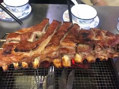 烤羊排-察哈尔烤羊腿