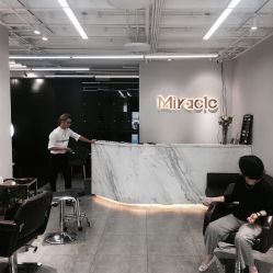 点击看大图 -Miracle集简美发沙龙