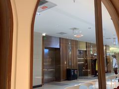 -阿妮叶李(光谷世界城店)