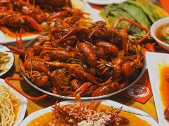 -李双猪·小龙虾·烧烤·羊肉煲(乐山店)