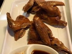 -新大咀港式茶餐厅(宝山万达店)
