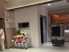 -海底捞火锅(杭州庆春路夜宵主题店)