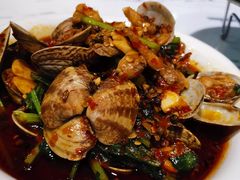 -凤凰路何眼镜香辣蟹(花果园店)