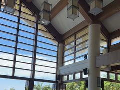 -亚龙湾喜来登·美景台大堂吧