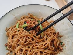 -粉观右江西鲜辣米粉(天地店)