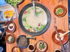 -贵厨酸汤牛肉(小十字店)