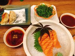 三文鱼刺身-桃太郎创作料理(大坪店)