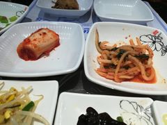 -青松馆韩国料理(香港中路佳世客店)