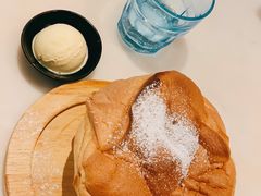 -港丽餐厅(高德置地店)