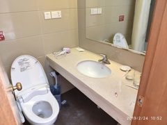 -上海南泉酒店(塘桥地铁站店)