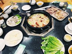 -乐山饭店
